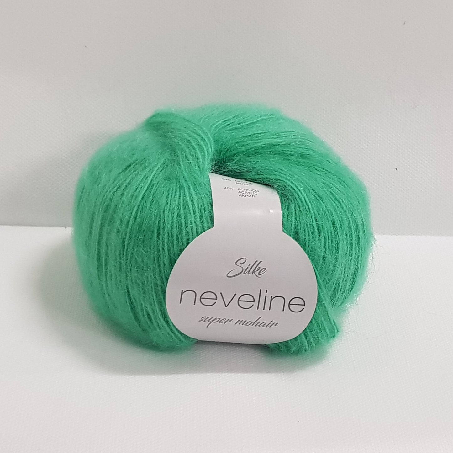 LANA NEVELINE 60% mohair 40% acrilico