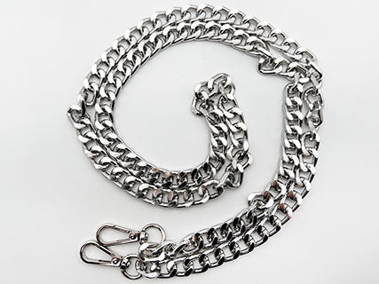 CATENE METALLO CON MOSCHETTONI DA 110 CM